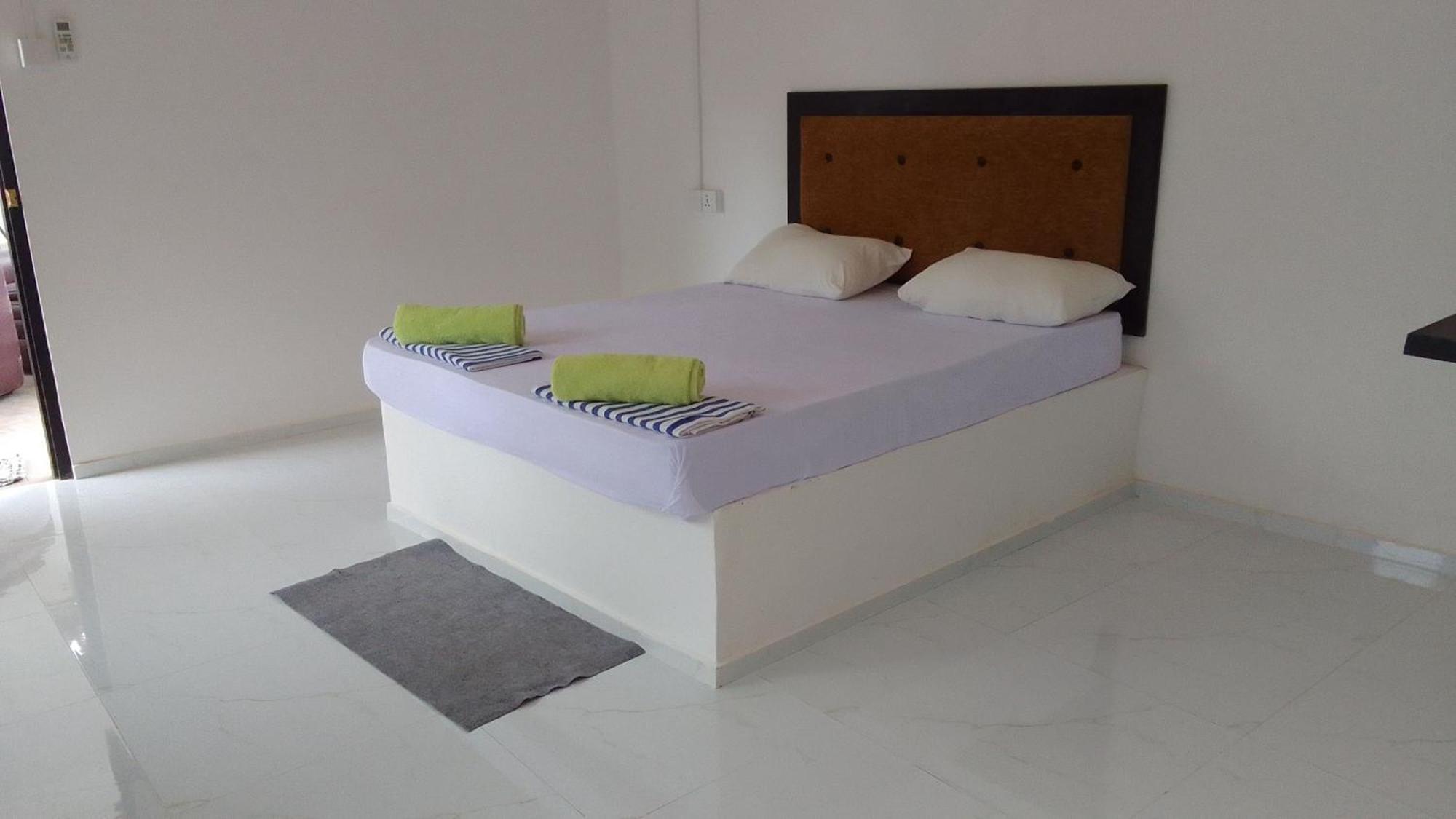 Share Safari Family Bungalow Udawalawe Luaran gambar